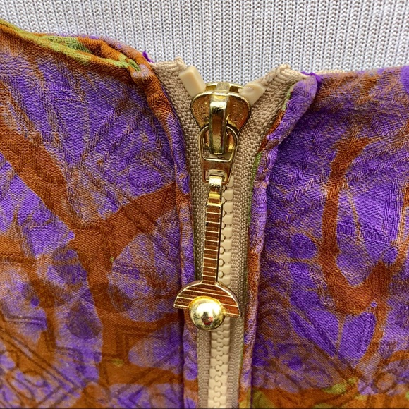 ☀️☀️☀️ 4/$20 Handmade batik back zip tank! - Picture 6 of 6